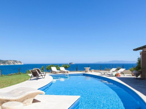 Monambeles Villas