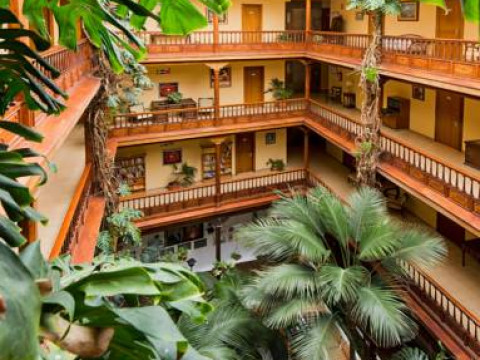 MONOPOL HOTEL