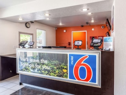 MOTEL 6 SACRAMENTO DOWNTOWN