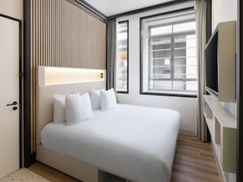 MOTTO BY HILTON ROTTERDAM BLAAK