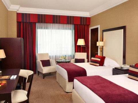 MOVENPICK GRAND AL BUSTAN DUBAI