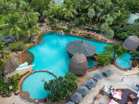 Movenpick Resort & Spa Karon Beach Phuket