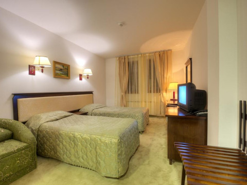 MPM MERRYAN HOTEL