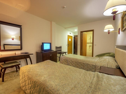 MPM MERRYAN HOTEL
