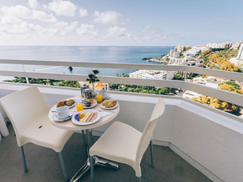 Muthu Raga Madeira Hotel