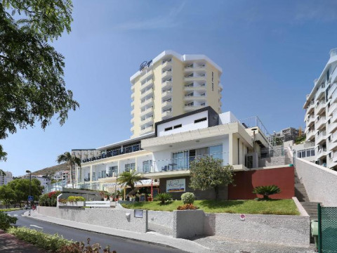 Muthu Raga Madeira Hotel