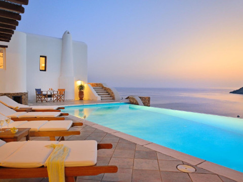 Mykonian Dianthus Villas