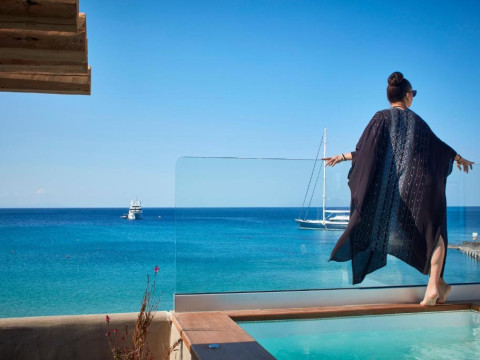 Mykonos Kosmoplaz Beach Resort Hotel