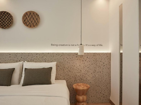 Mykonos Kosmoplaz Beach Resort Hotel