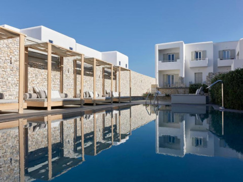 Mykonos Kosmoplaz Beach Resort Hotel