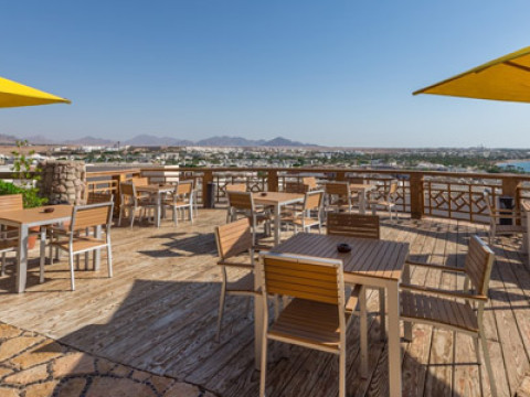 NAAMA BAY HOTEL & RESORT