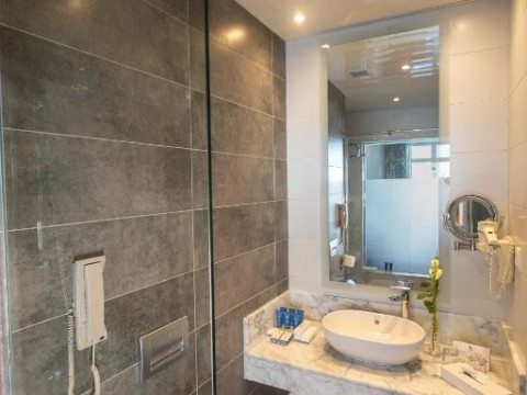 Naama Bay Suites & Spa