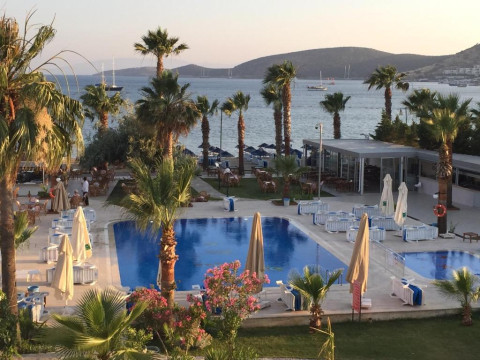 Hotel Nagi Beach