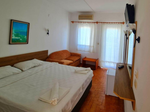 Hotel Nagi Beach