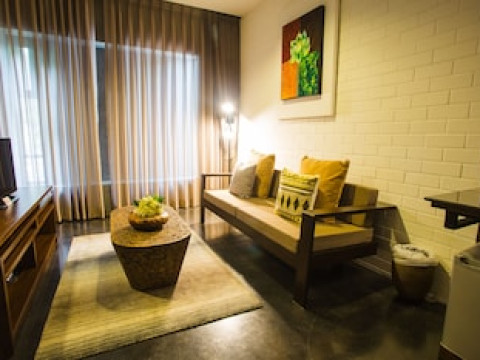 NAI YA HOTEL