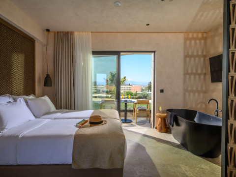 NALU RESORT & SPA HOTEL Adults Only 16+
