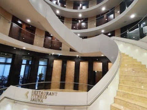 NASH SUITES HOTEL