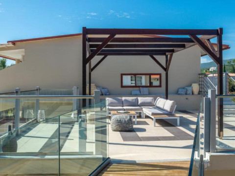 Natalie Hotel