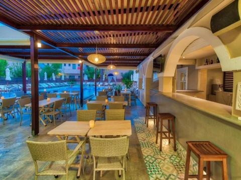 Natalie Hotel