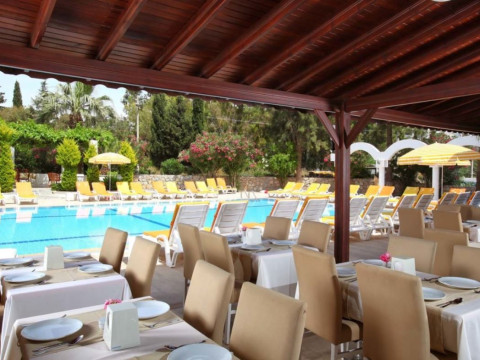 NATUR GARDEN HOTEL BITEZ