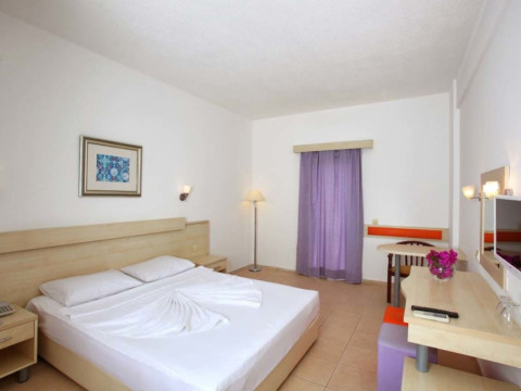 NATUR GARDEN HOTEL BITEZ