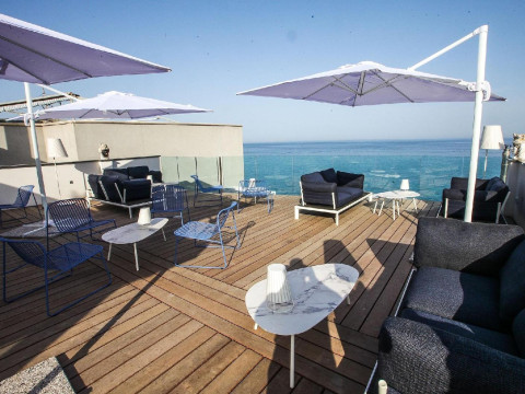 Nautilus Hotel