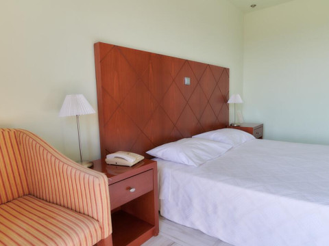 NEFELI HOTEL