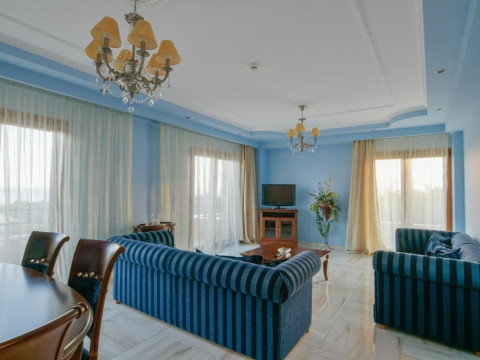 Nefeli Hotel