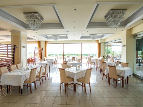 Nefeli Hotel