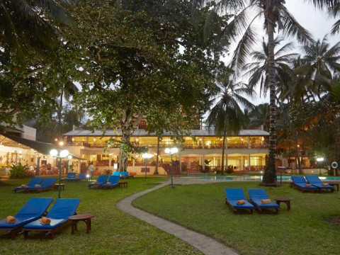 NEPTUNE BEACH RESORT (BAMBURI)