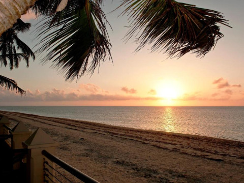 NEPTUNE BEACH RESORT (BAMBURI)
