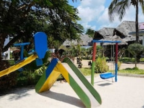 NEST STYLE BEACH HOTEL ZANZIBAR