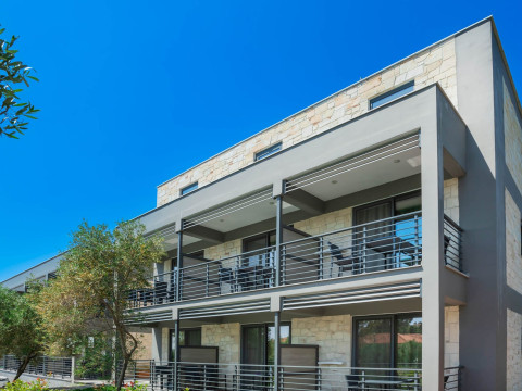 New Story Luxury Suites
