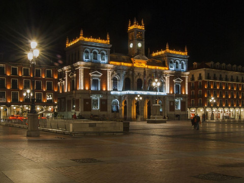Nexus Valladolid Suites & Hotel