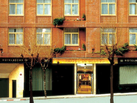 Nh Bilbao Deusto