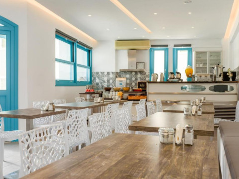 Nikolas Hotel