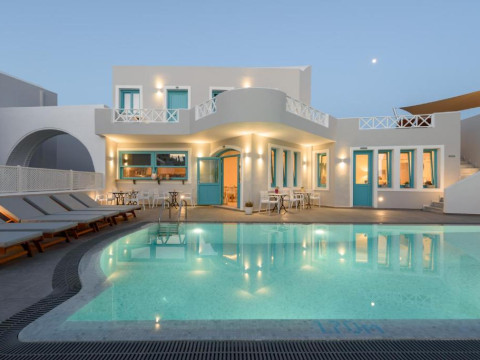 Nikolas Hotel