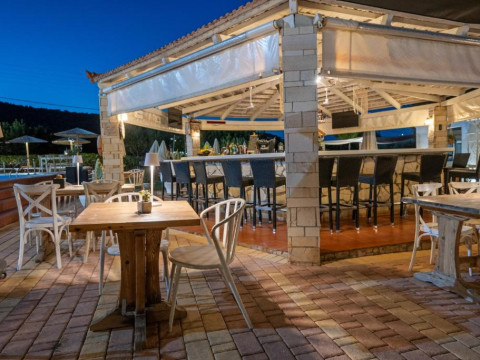 Nikos Apartments Stalis