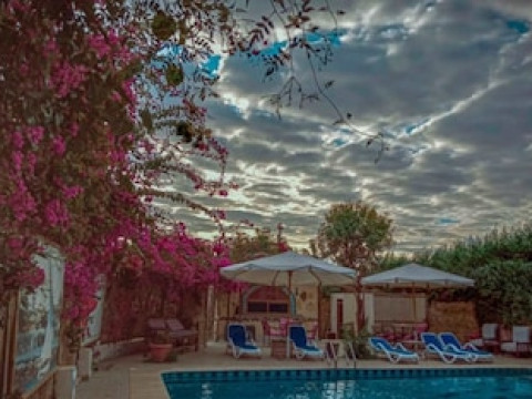 NILE COMPOUND HOTEL
