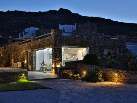 Niriides Homes & Villas