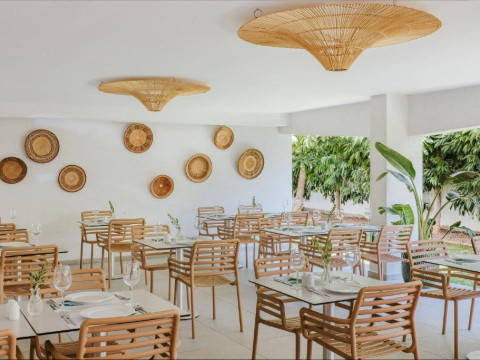 Nissi Park Hotel