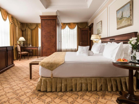 Nobil Luxury Boutique Hotel