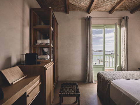 Noon Beyond Accommodation Milos