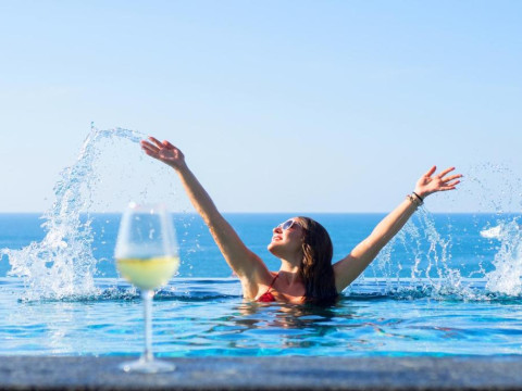 Hotel Norn Talay Surin Beach Phuket