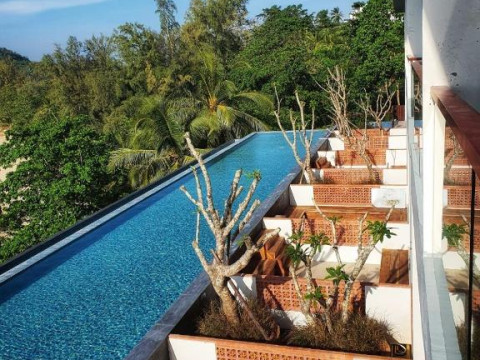 Hotel Norn Talay Surin Beach Phuket