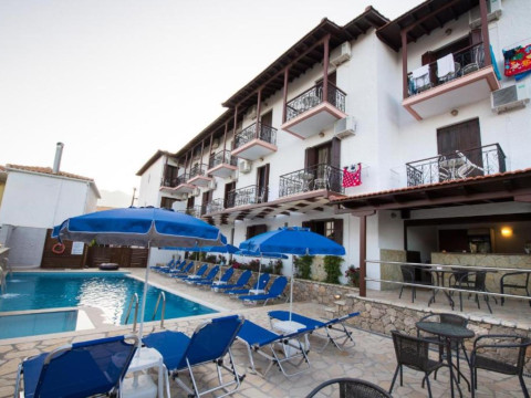 Nostos Hotel