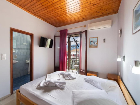 NOSTOS HOTEL