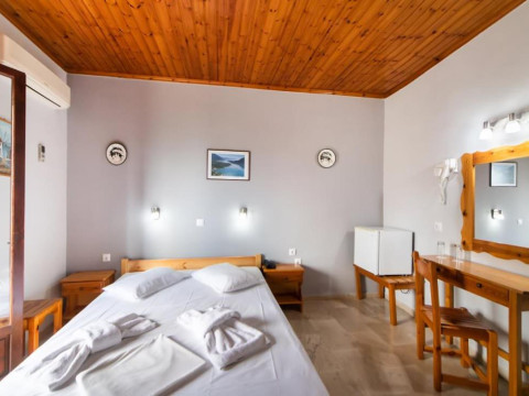 NOSTOS HOTEL
