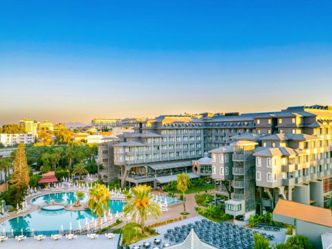 NOVA PARK HOTEL