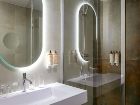 NOVOTEL AIX EN PROVENCE BEAUMANOIR LES 3 SAUTETS